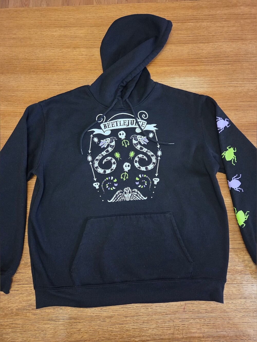 Beetlejuice Beetlejuice Graphic Women's Hoodie Pullover Sweatshirt Size Medium